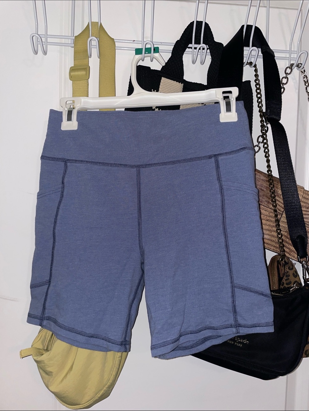 American Eagle the everything pocket bike short 5” inseam